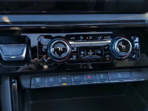 New 2026 GMC Sierra 2500 AT4 w/ AT4 Premium Plus Package image 15