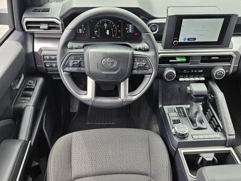 Certified 2025 Toyota 4Runner SR5 AWD/4WD image 12