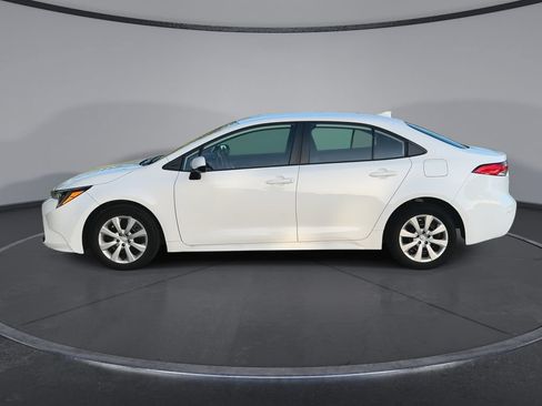 Used 2023 Toyota Corolla LE FWD image 5