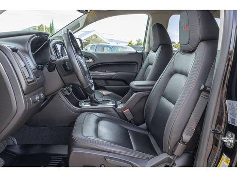 Used 2022 GMC Canyon AT4 w/ Trailering Package AWD/4WD image 15
