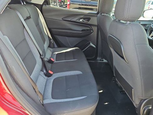 Used 2024 Chevrolet TrailBlazer LT w/ Convenience Package FWD image 25