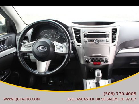 Used 2010 Subaru Outback 2.5i Premium AWD/4WD image 22