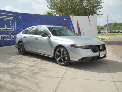 New 2026 Honda Accord SE image 3