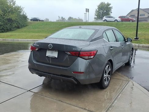 Used 2022 Nissan Sentra SV image 7