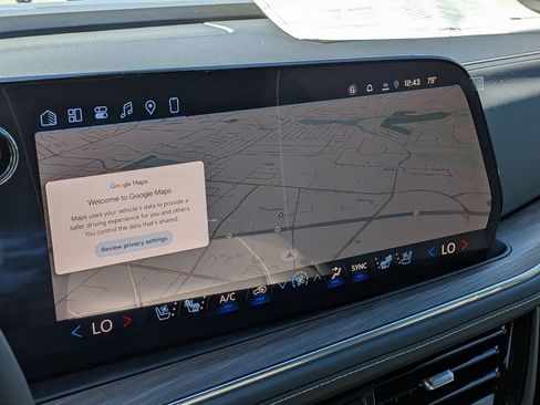 New 2026 Chevrolet Suburban Premier image 24