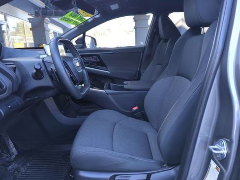 Used 2025 Subaru Solterra Premium image 11