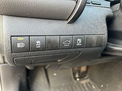 Used 2024 Toyota Camry XSE FWD image 19