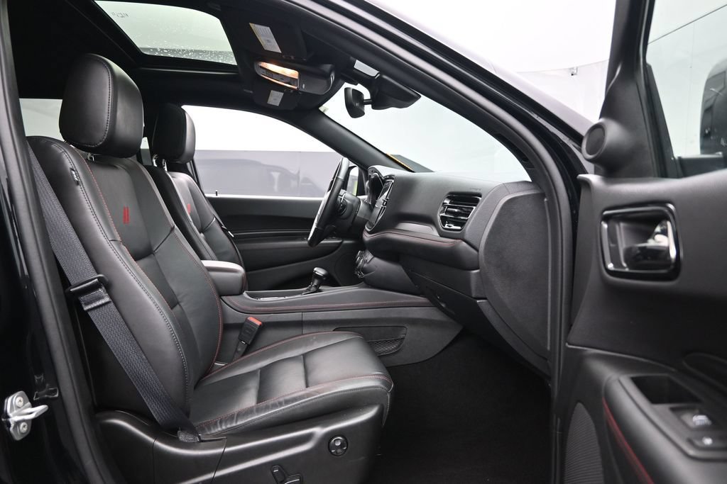 Used 2025 Dodge Durango R/T AWD/4WD image 32