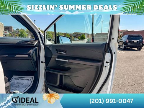 Used 2022 Toyota Sienna XSE w/ XSE Plus Package AWD/4WD image 25