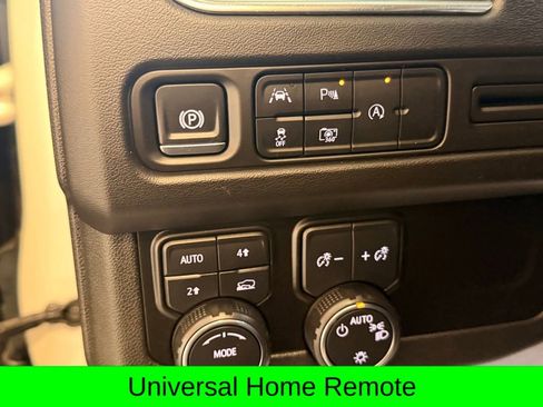 Used 2024 Chevrolet Tahoe RST w/ RST Performance Edition image 10