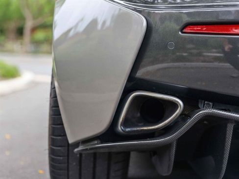 Used 2016 McLaren 570S Coupe RWD image 44