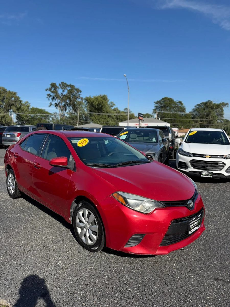 Used 2016 Toyota Corolla LE FWD image 6