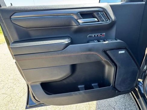 Used 2024 GMC Sierra 1500 AT4 AWD/4WD image 18