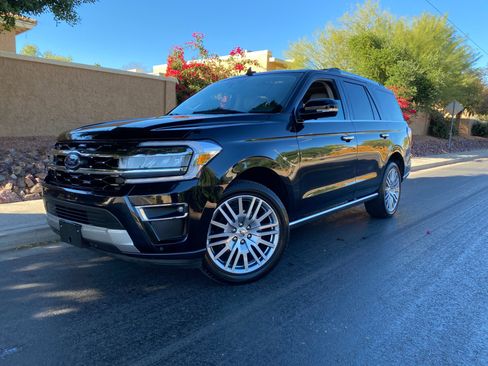Used 2024 Ford Expedition Limited image 77