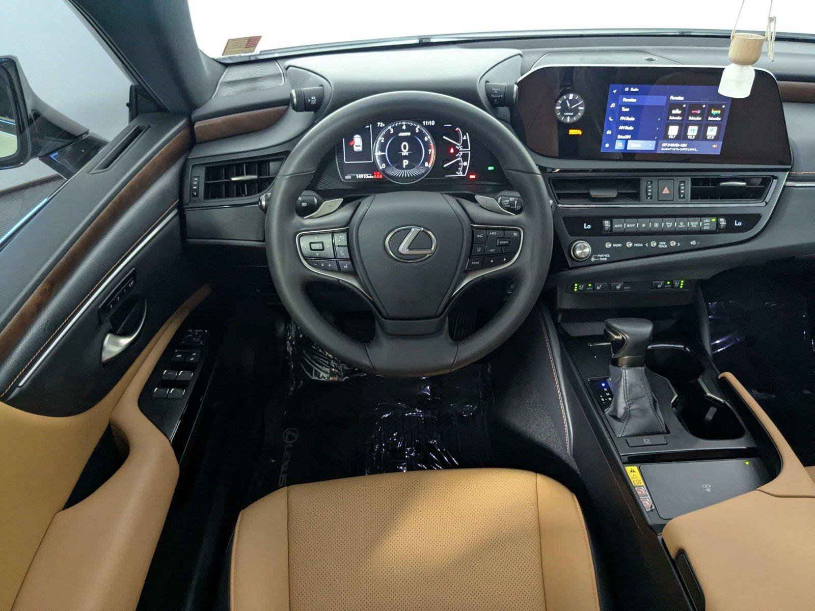 Used 2025 Lexus ES 350 w/ Premium Package FWD image 38