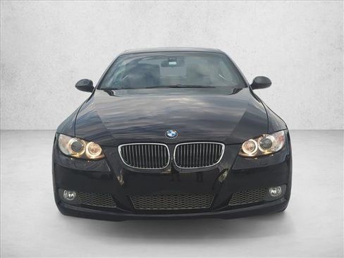 Used 2008 BMW 335i Convertible image 2