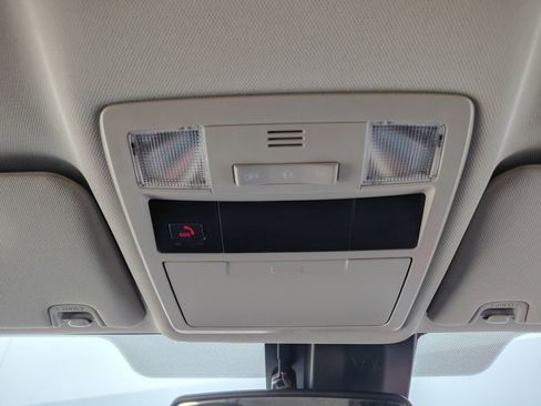 Used 2023 Toyota Tacoma SR5 w/ Technology Package AWD/4WD image 7