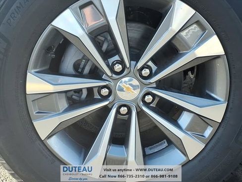 New 2026 Chevrolet Equinox LT w/ Safety and Technology Package AWD/4WD image 3