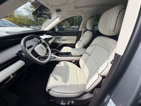 New 2025 Lincoln Nautilus Black Label image 12