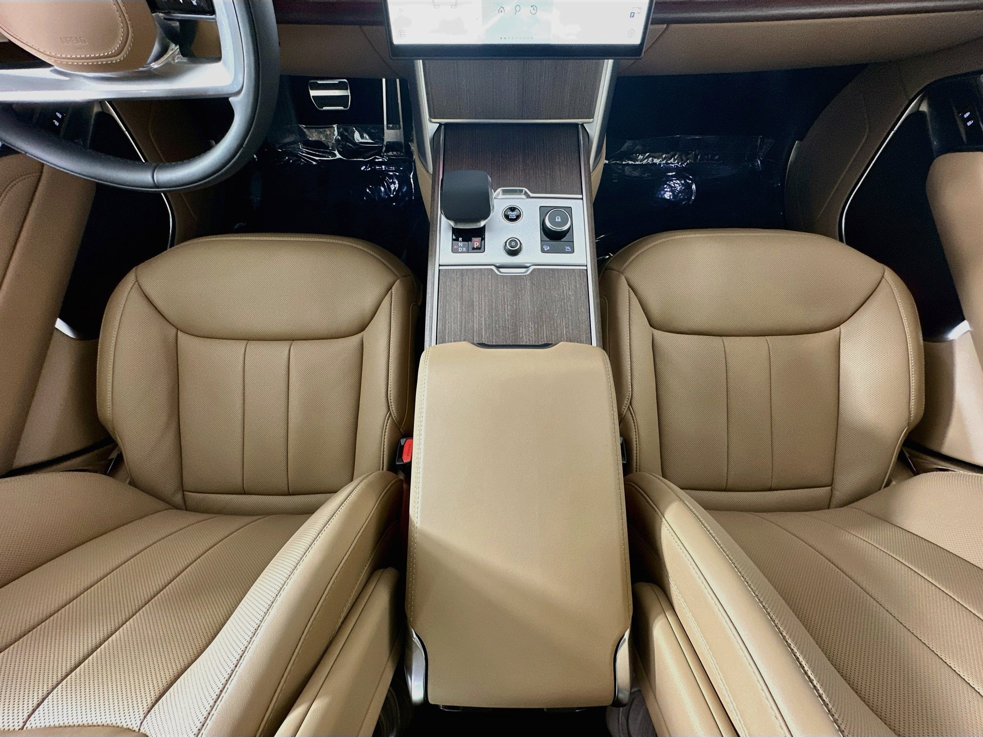 New 2027 Land Rover Range Rover Long Wheelbase SE AWD/4WD image 21