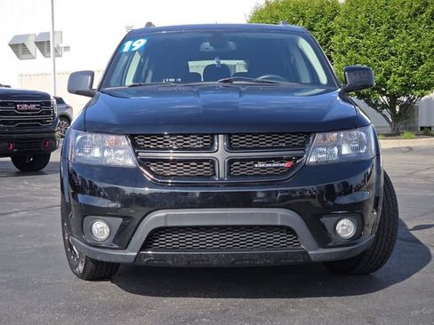 Used 2019 Dodge Journey SE w/ Blacktop Package FWD image 14