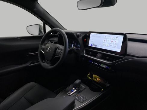 New 2026 Lexus UX 300h AWD image 18