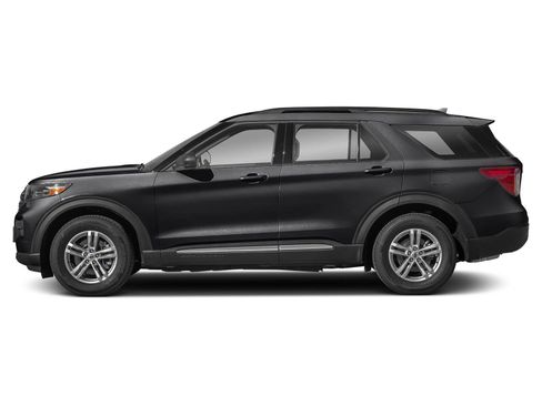 Used 2024 Ford Explorer XLT w/ Equipment Group 202A AWD/4WD image 12
