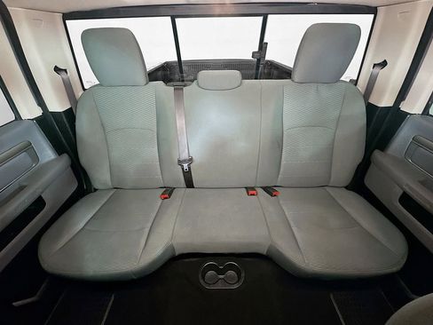 Used 2020 RAM 1500 Classic SLT RWD image 13