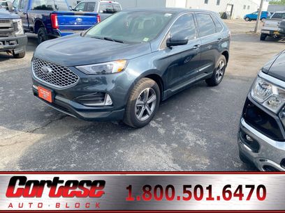 Used 2024 Ford Edge SEL w/ Convenience Package