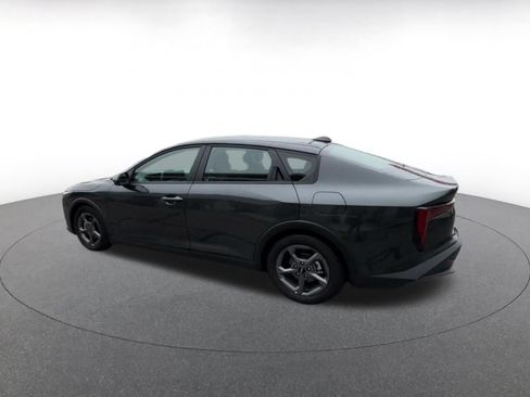 Used 2025 Kia K4 FWD image 9