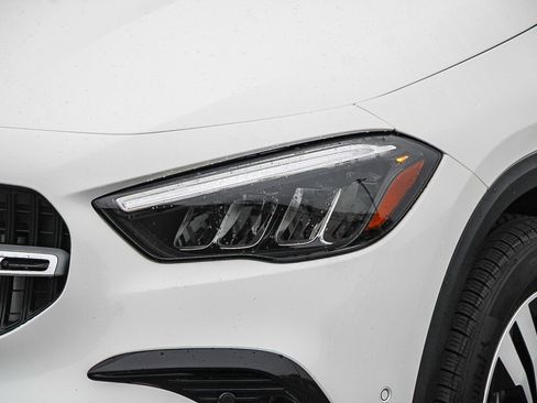 Certified 2025 Mercedes-Benz GLA 250 4MATIC image 8