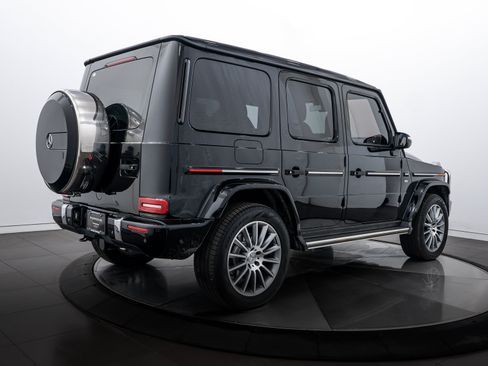 Used 2022 Mercedes-Benz G 550 image 7