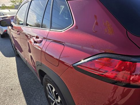 Used 2023 Toyota Corolla Cross SE w/ Moonroof Package image 6