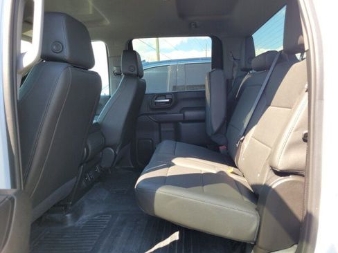 Used 2025 GMC Sierra 3500 Pro AWD/4WD image 21
