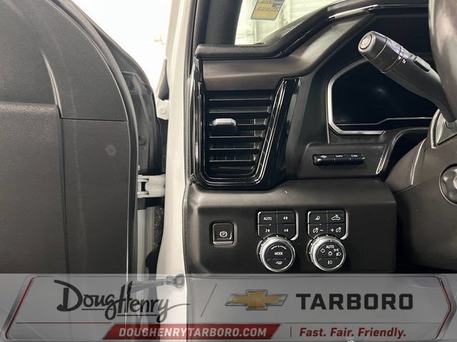 Used 2023 GMC Sierra 1500 AT4 w/ Technology Package AWD/4WD image 28