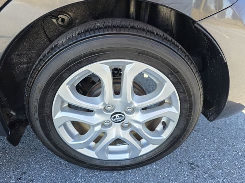 Used 2017 Toyota Yaris iA image 36