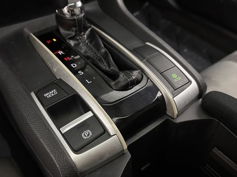 Used 2020 Honda Civic EX image 16