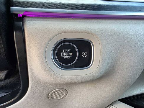 Used 2024 Mercedes-Benz GLE 350 4MATIC image 24