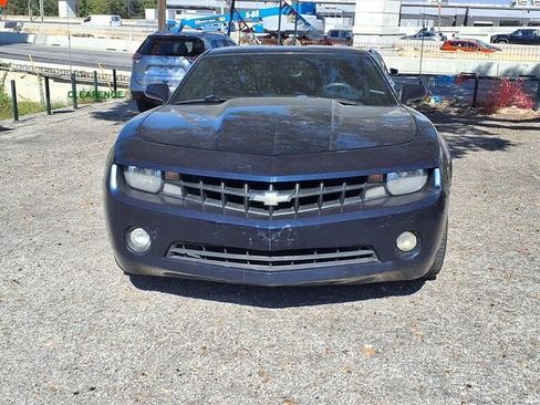 Used 2011 Chevrolet Camaro LT RWD image 2