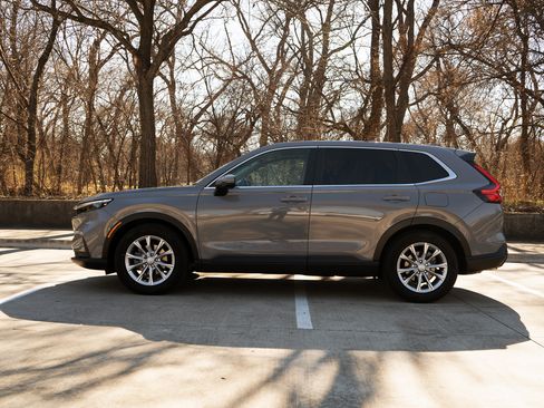 Certified 2025 Honda CR-V EX-L image 6