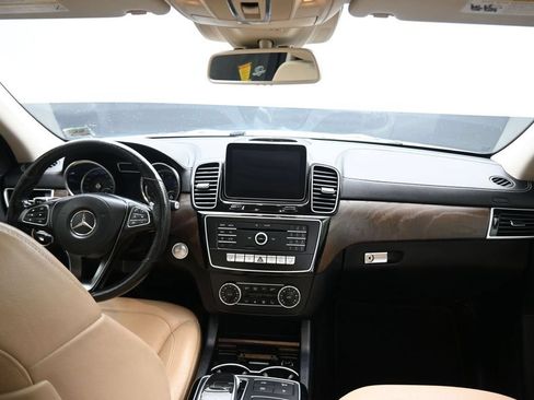 Used 2018 Mercedes-Benz GLS 450 4MATIC image 57