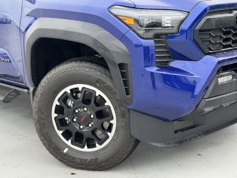 New 2025 Toyota Tacoma TRD Off-Road image 10