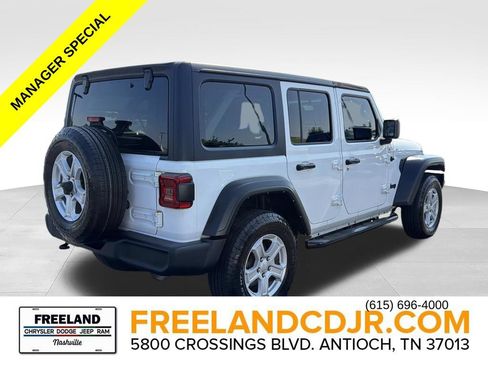 Used 2021 Jeep Wrangler Unlimited Sport AWD/4WD image 3