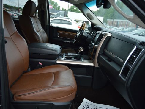Used 2013 RAM 1500 Laramie Longhorn w/ Convenience Group AWD/4WD image 20