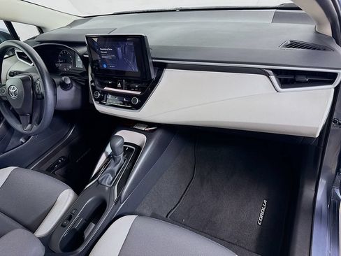 Certified 2025 Toyota Corolla LE w/ Convenience Package FWD image 27