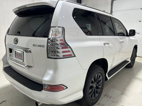 Used 2023 Lexus GX 460 Premium w/ Premium Package AWD/4WD image 7