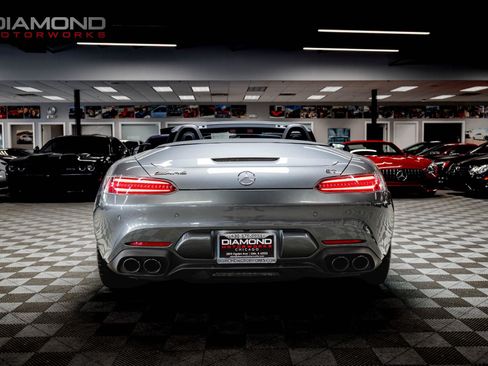 Used 2020 Mercedes-Benz AMG GT Roadster image 22