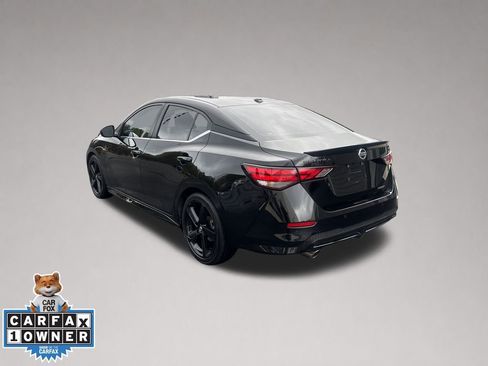 Used 2022 Nissan Sentra SR w/ Midnight Edition FWD image 6
