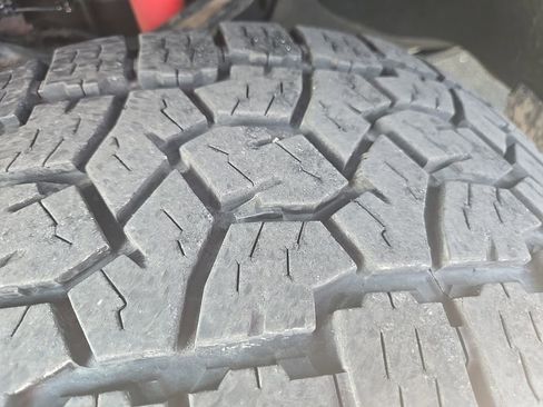 Used 2024 GMC Sierra 2500 AT4 w/ AT4 Preferred Package image 43