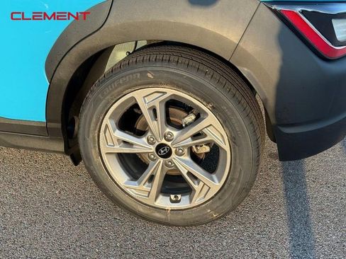 Used 2023 Hyundai Kona SEL image 4